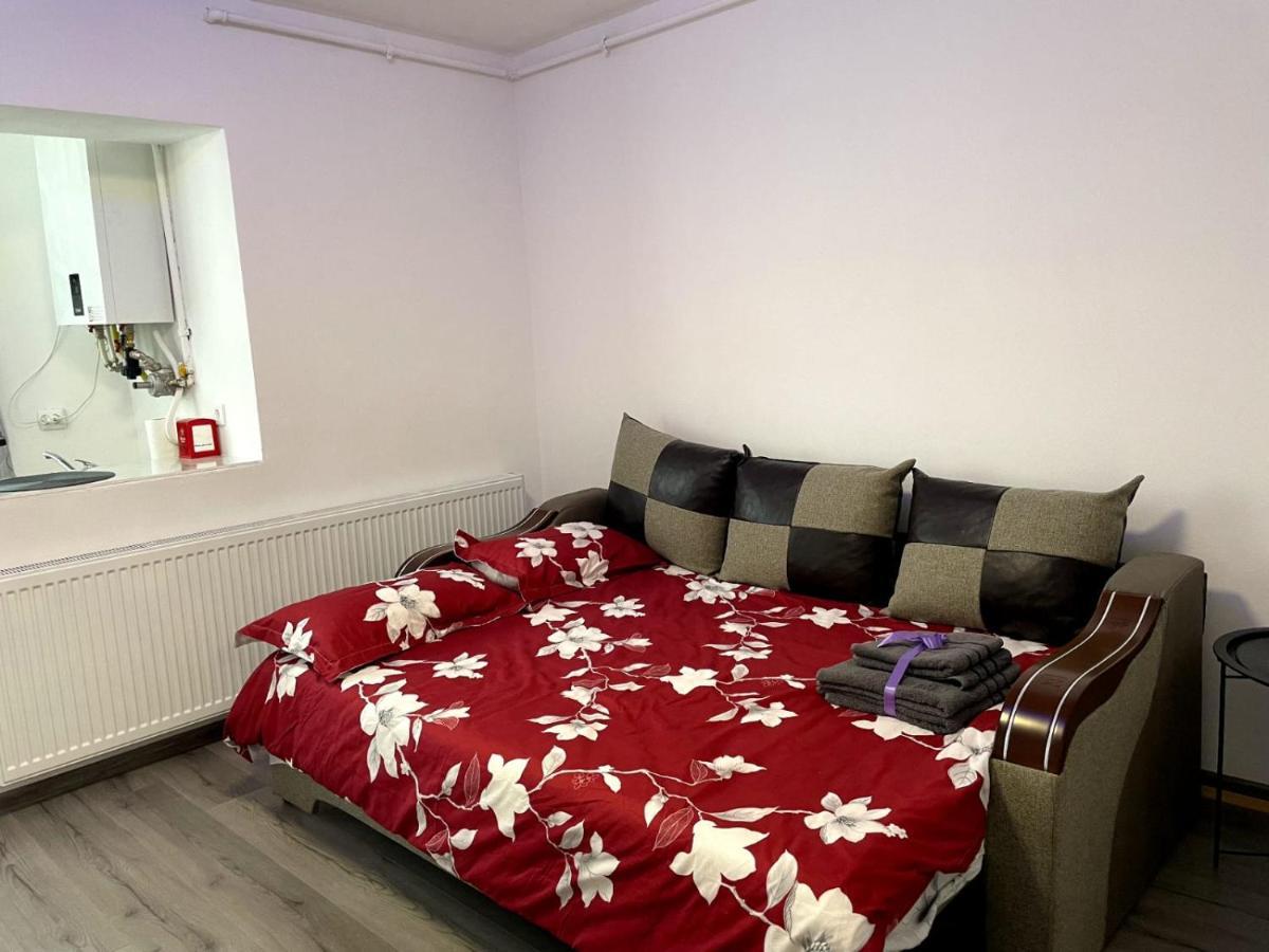 Julia Apartament Zalău Esterno foto